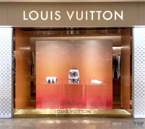 visual merchandising lead louis vuitton salary|Visual Manager Salaries in the United States for Louis Vuitton.